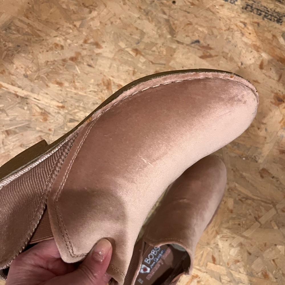 BOBS from Skechers Pink Velvet Ankle Boots - Memory Foam - Size 6 - Picture 4 of 6